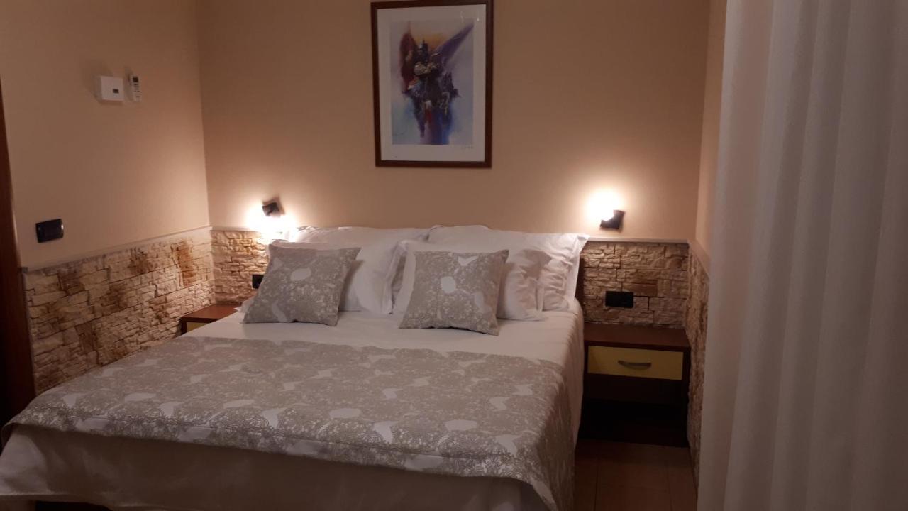 奥米什Dalmacija住宿加早餐旅馆 外观 照片